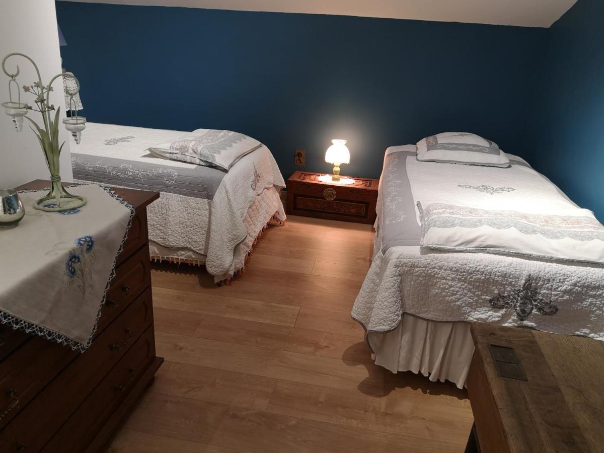 Mado Hotel Verfeuil Bagian luar foto