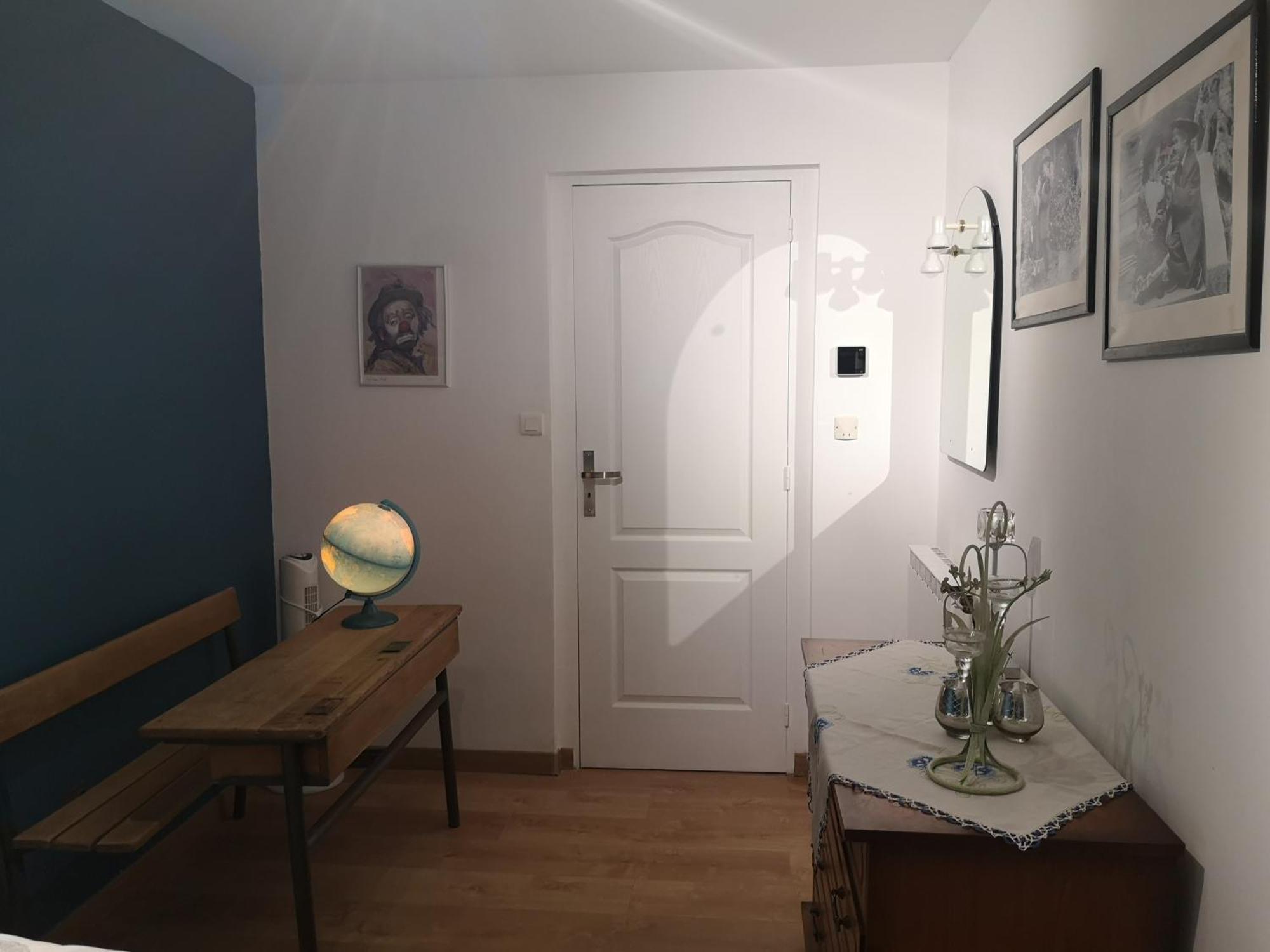Mado Hotel Verfeuil Bagian luar foto